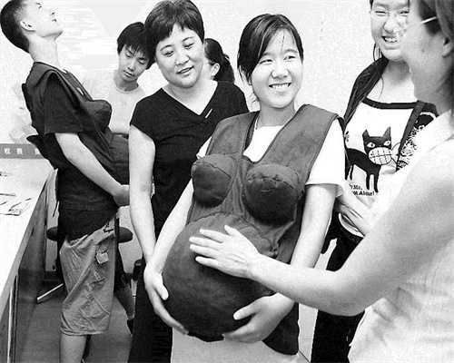 广州助孕怎么样,育儿说从衣食住行4个方面来看，